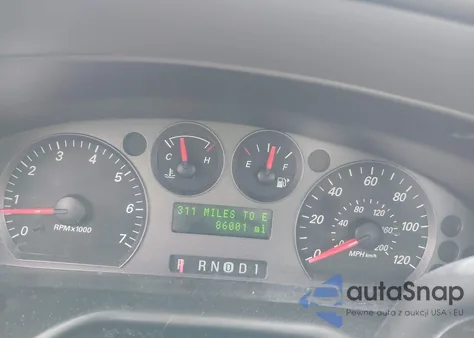 2005 Mercury Sable Gs from USA, damaged, VIN 1MEFM50U25A601327